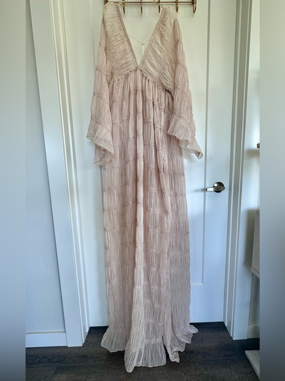 YEWEN Maternity Bohemian Maternity or Wedding Dress in Blush Fits Size S-L - Picture 3 of 16